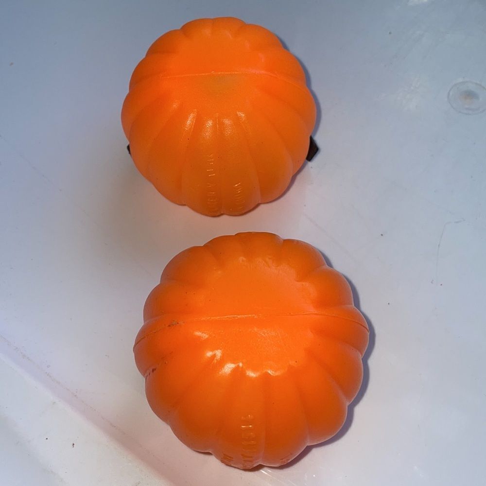 2 small Halloween Jack O Lantern treat holders, party favors, or decorations - Picture 4 of 5